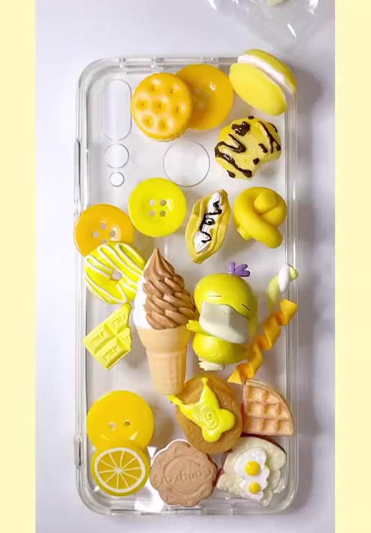 黄色小鸭子手机壳