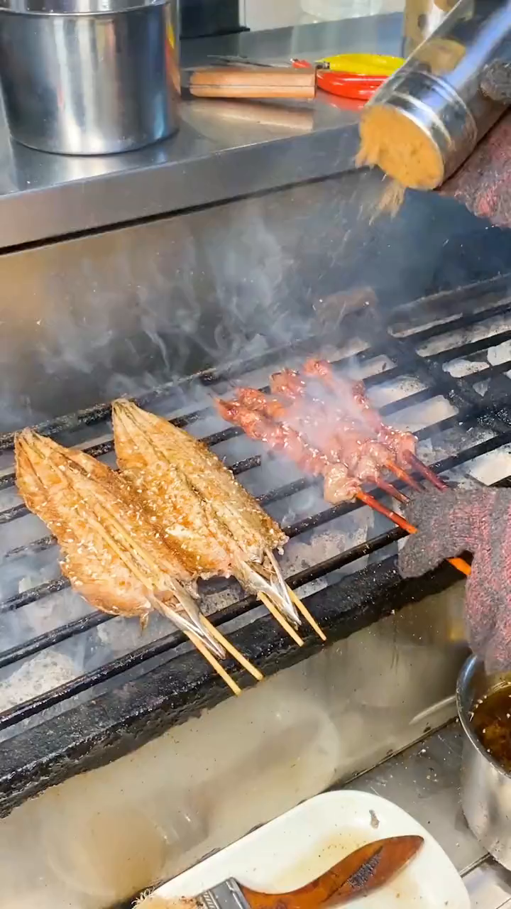 杭州竟然也能吃到红柳羊肉串?美食创作人美食烧烤红柳烤肉