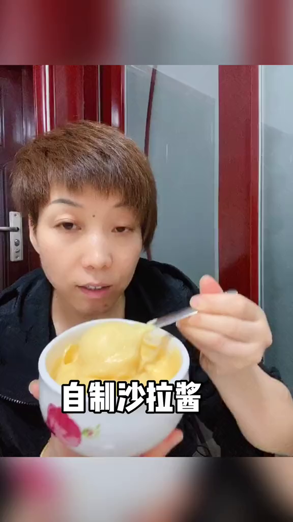 比丘比好吃的万能沙拉酱,做法太简单啦