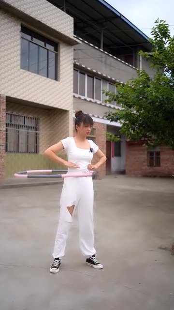 简单的生活就是乡下院子青菜稀饭,那又何尝不是一种美好