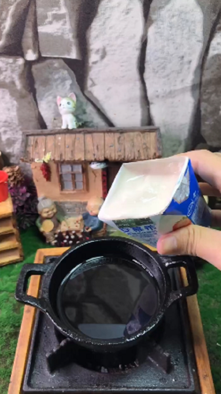 哈哈,是万能的面包糠啦