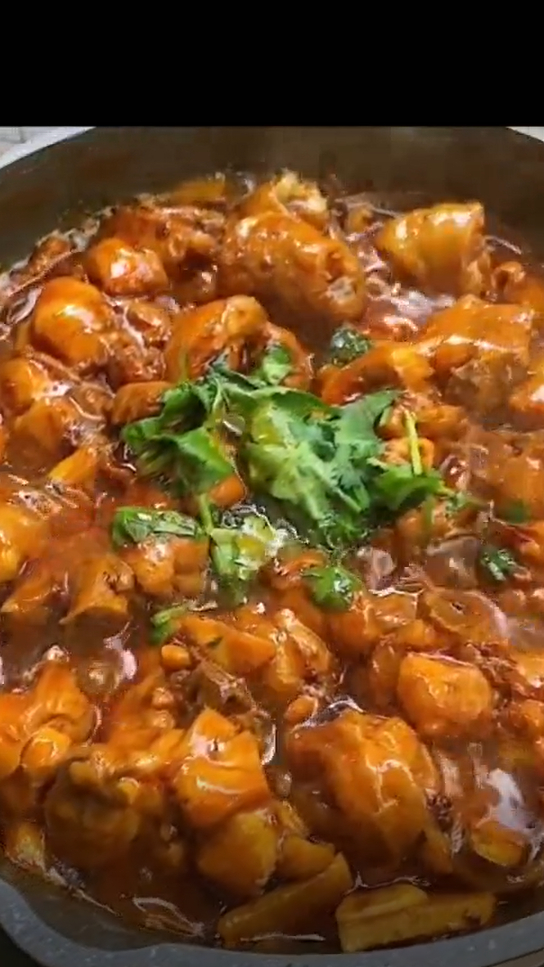 这应该是你第一道,要学会的肉菜,嘎嘎下饭的鸡腿