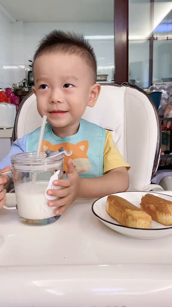 宝宝零食宝宝蛋糕窝小芽