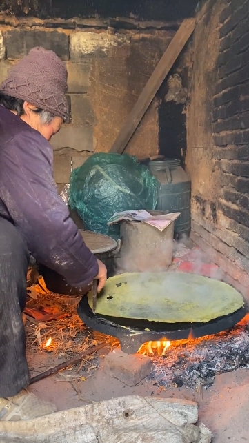 舌尖上的中国拍摄地,手工鏊子摊煎饼,有多少人吃过