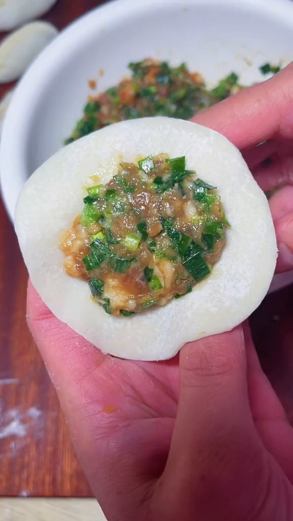 不会包饺子的友友们,快来翻我视频包饺子包饺子手法教程