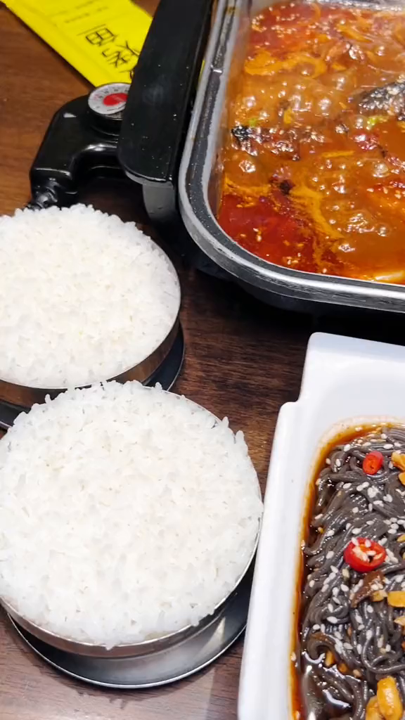 爱吃烤鱼的快来吃吧,绝对满足你的胃抚顺吃喝玩乐跟着