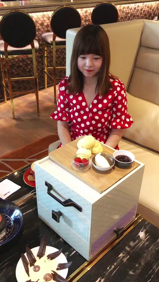 美少女必备的化妆盒三层塔下午茶,成都首家