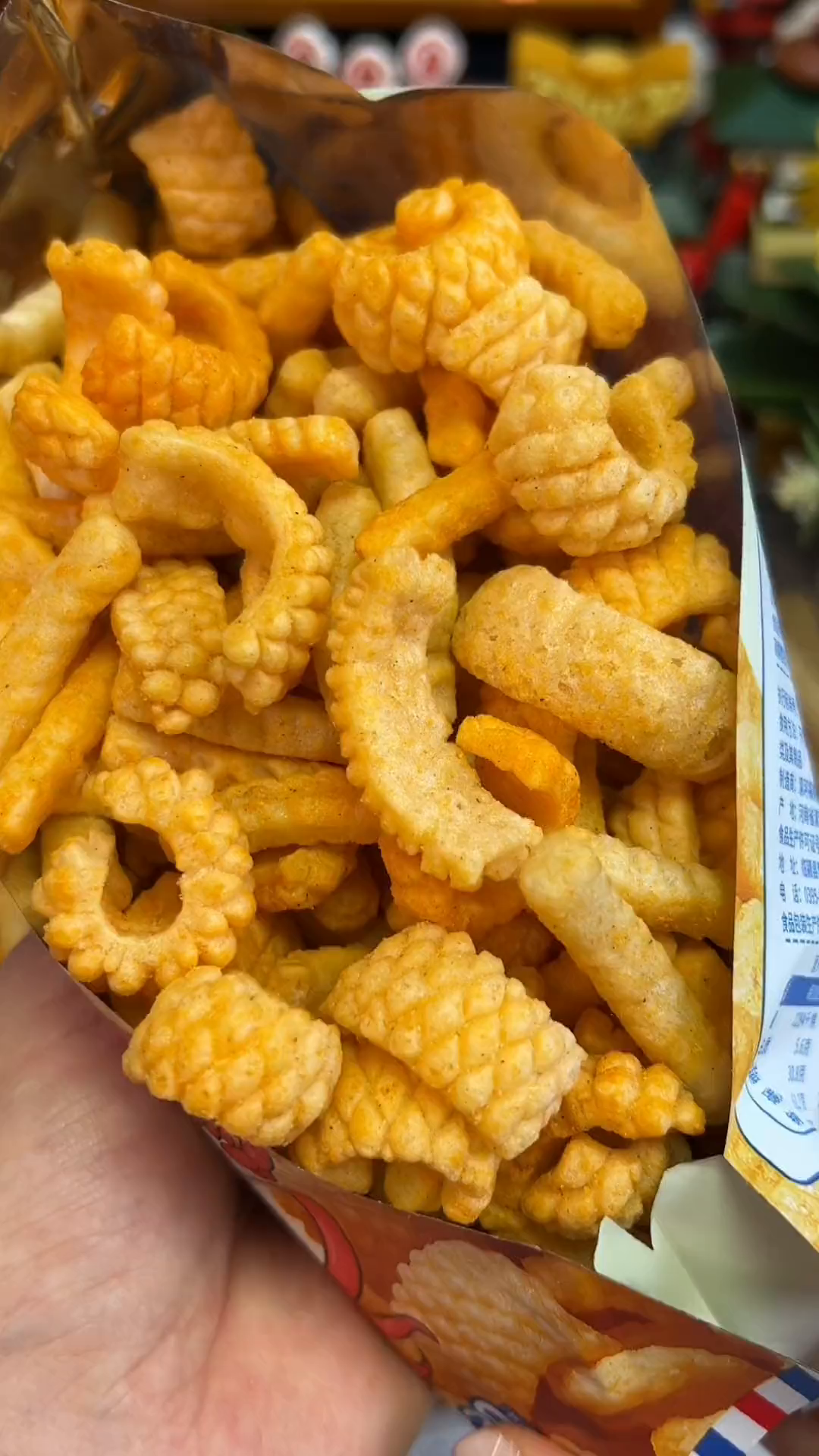 有鱿鱼卷还有虾条,鲜香酥脆好吃还实惠