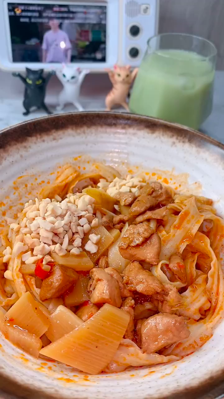 藤椒鸡拌面来也