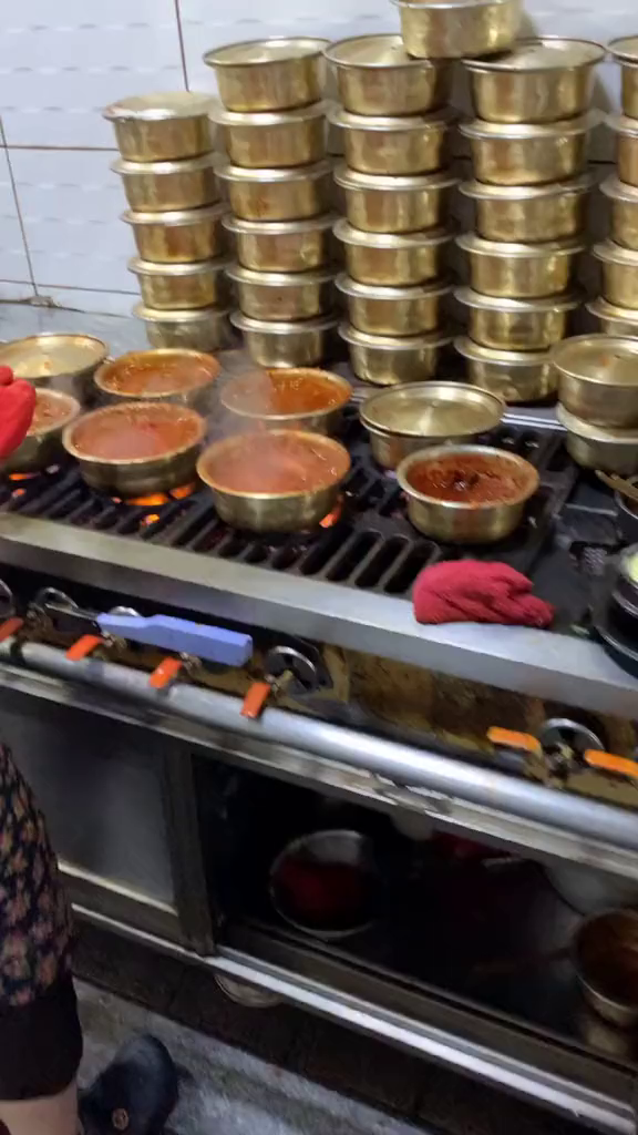 首尔南大门超级火爆的辣炖带鱼韩国美食南大门带鱼