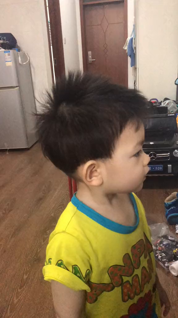 威廉说中文也很可爱,什么食物都叫饭饭儿
