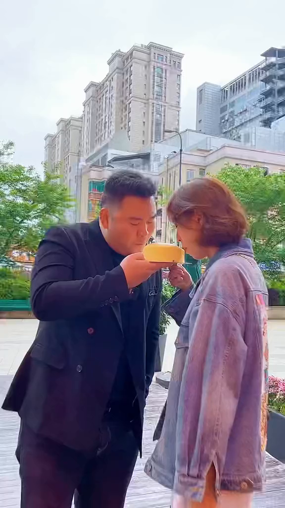 这芝士蛋糕不仅是美少女们的心头爱