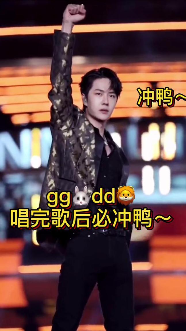 又被博肖哥俩感动到了,姐妹们磕的不仅仅是糖,更多的是彼此保护双向奔赴的真情实感!