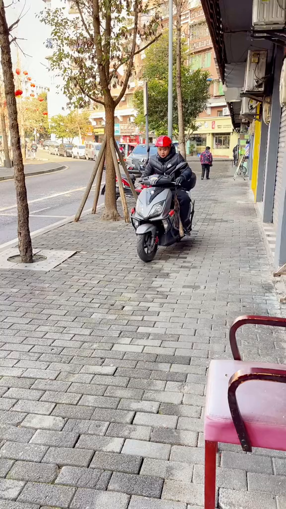 今天给婷婷妹做了一道红烧棒棒鱼
