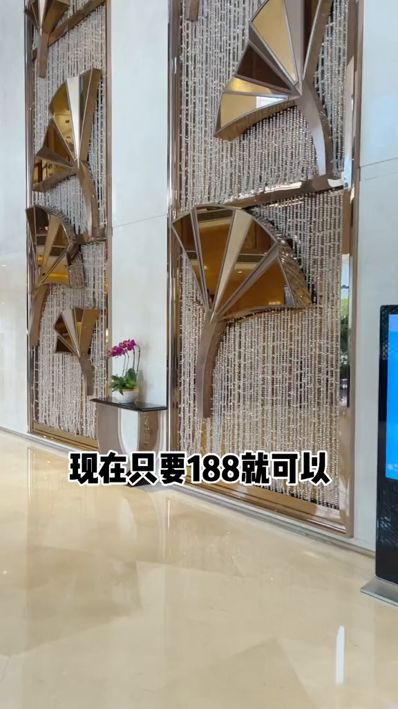 心动餐厅川派创作人美食这里的咖喱蟹的味道浓郁