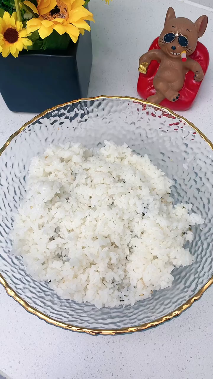 这个独立包装的海苔碎,一次一包非常方便