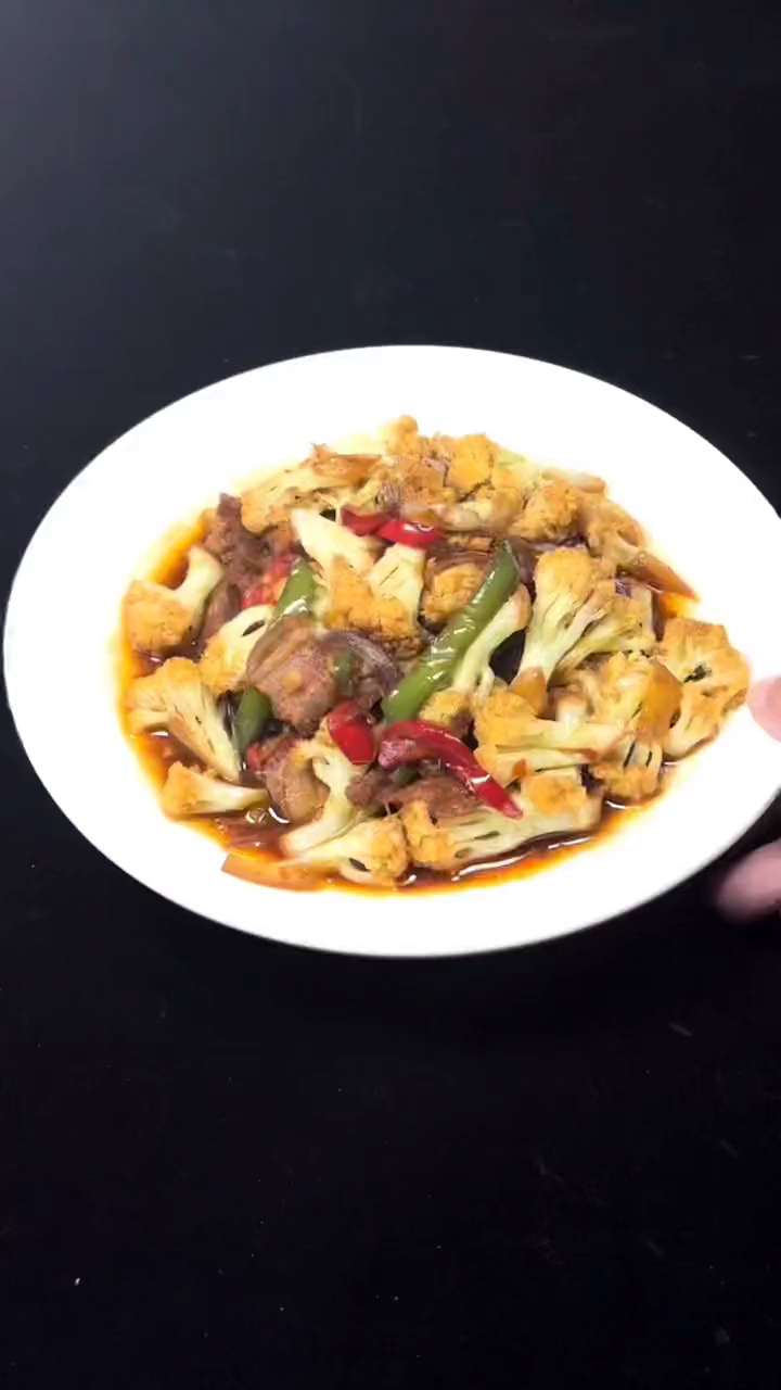 饭店一盘￥38的干锅花菜在家怎么做才好吃呢?跟我学起来吧