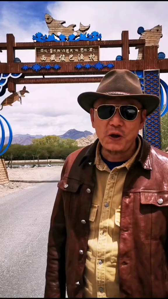 老马带路:拉萨河边吃拉萨河鱼