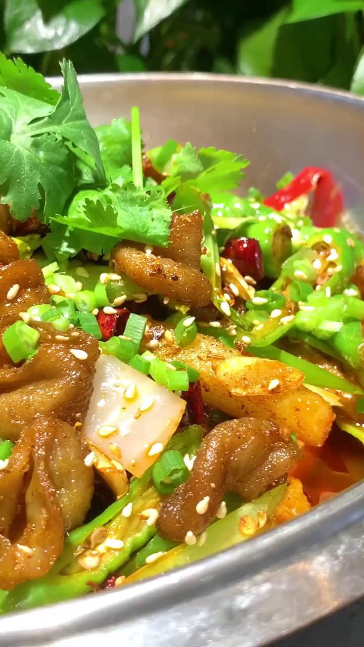 干锅可独立开店、也可以搭配到烤鱼店一同经营