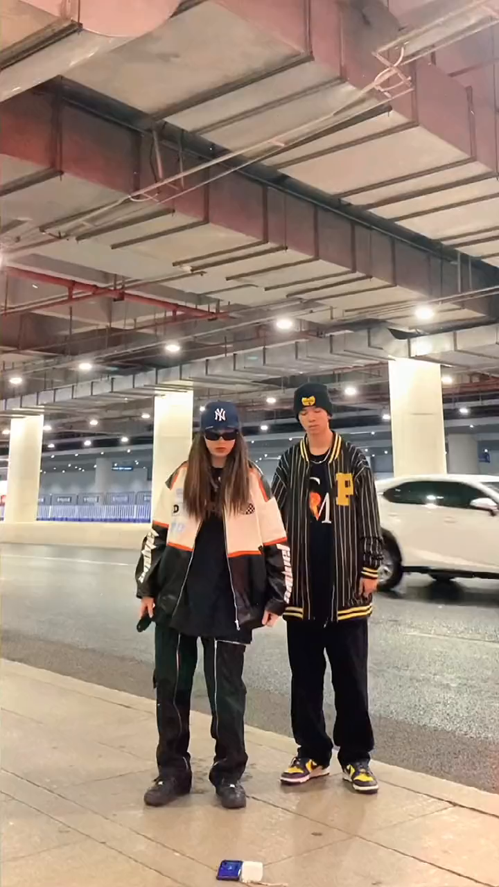 你列表第二个人请你喝奶茶dou来跳舞