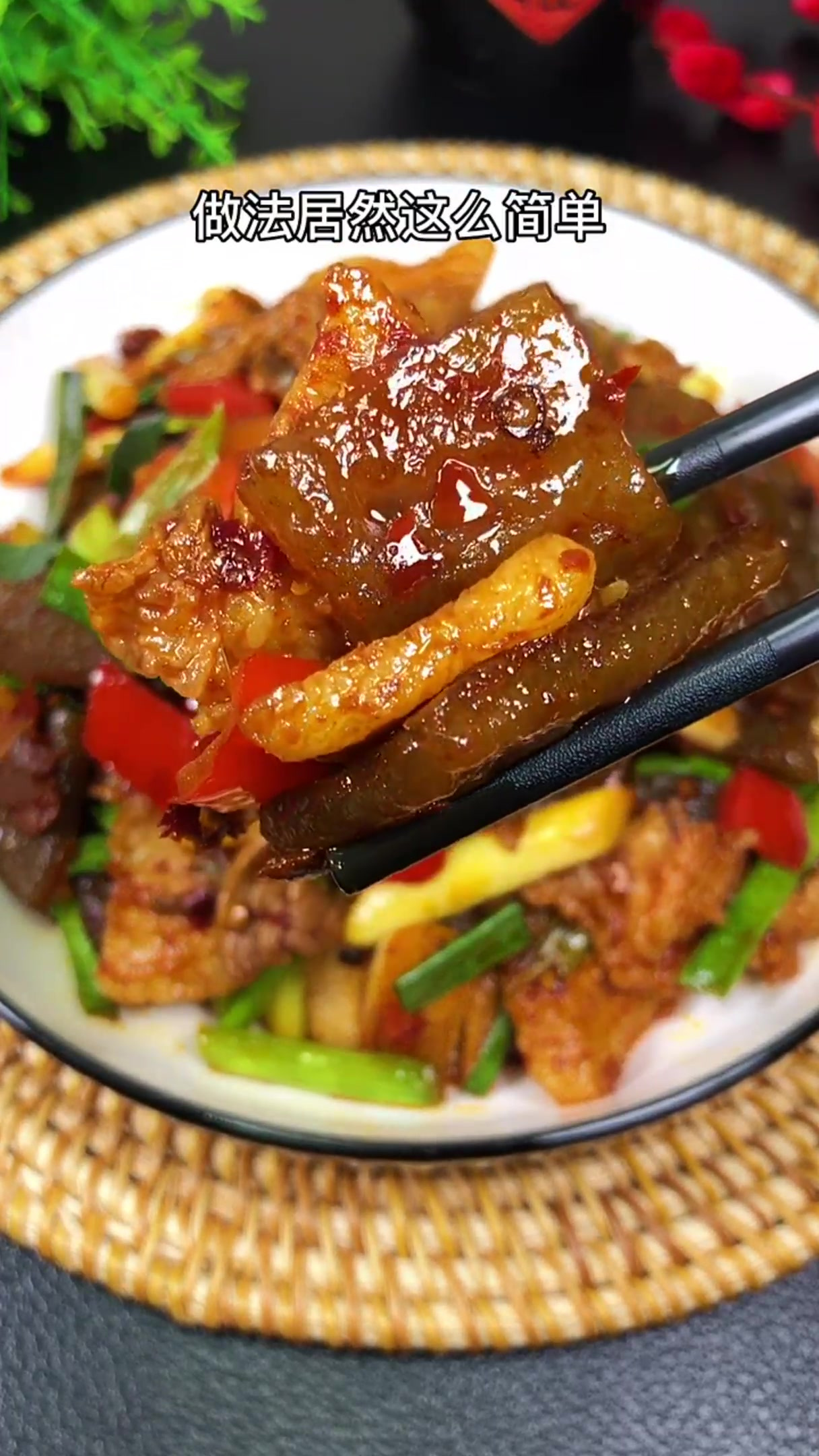 小时候最喜欢吃红薯粉粑粑,原来做法这么简单,天天吃都吃不够!