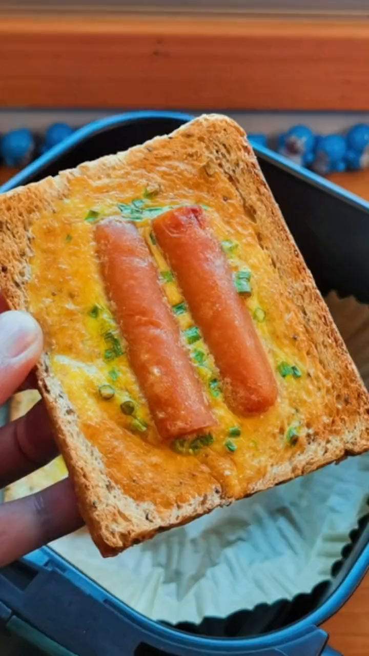 100%一次就成功的空气炸锅烤吐司面包,外焦里嫩太香了