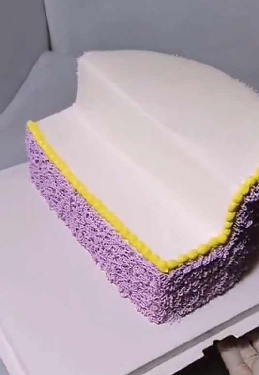 钢琴蛋糕,看着就很好吃的样子