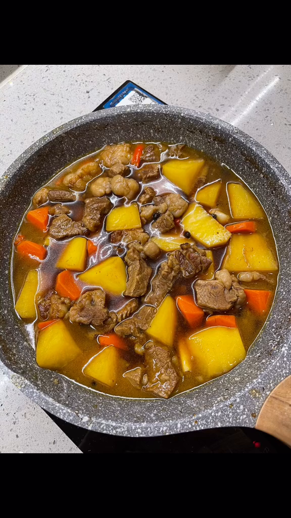 适合冬天的减脂餐这个冬天必须安排起来的土豆烧牛肉