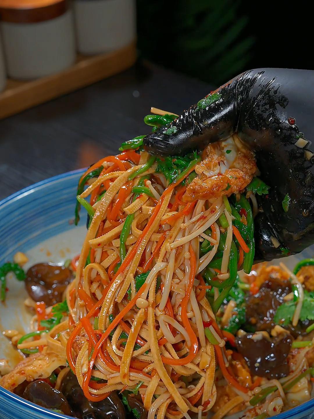 最近掉秤有点快,全靠这道凉拌菜