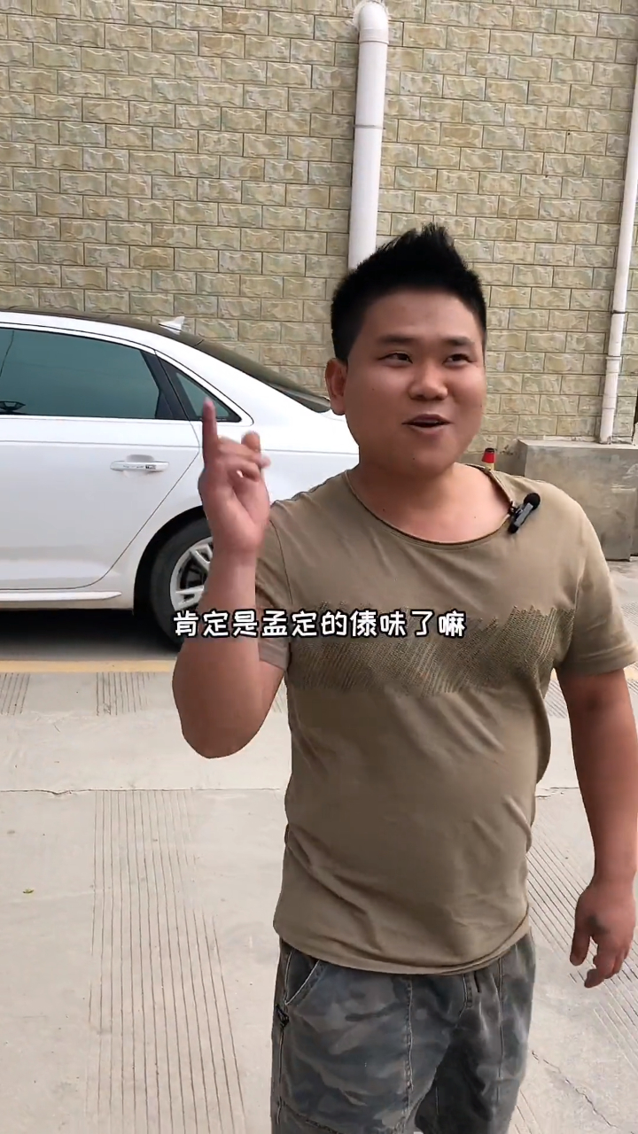 小伍牛滚锅团购3人餐最低88,强烈推荐他家的干锅牛宝!