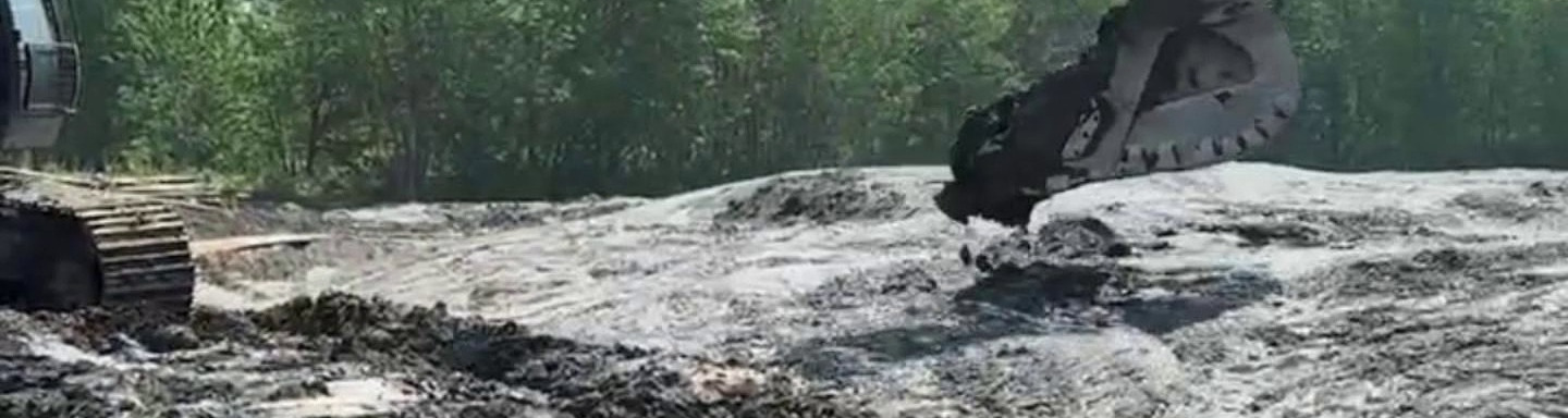 淤泥固化剂一混,废泥直接变宝!