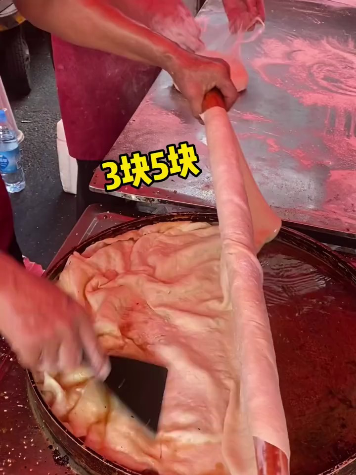 皱皱巴巴的土家酱香饼,隔着屏幕都闻到香味了寻味街边小吃「话题」