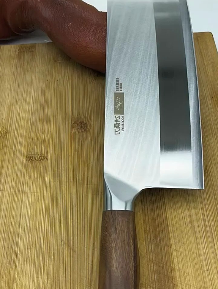 日本研发“锰钢菜刀”问世，打破传统设计，太好用了！