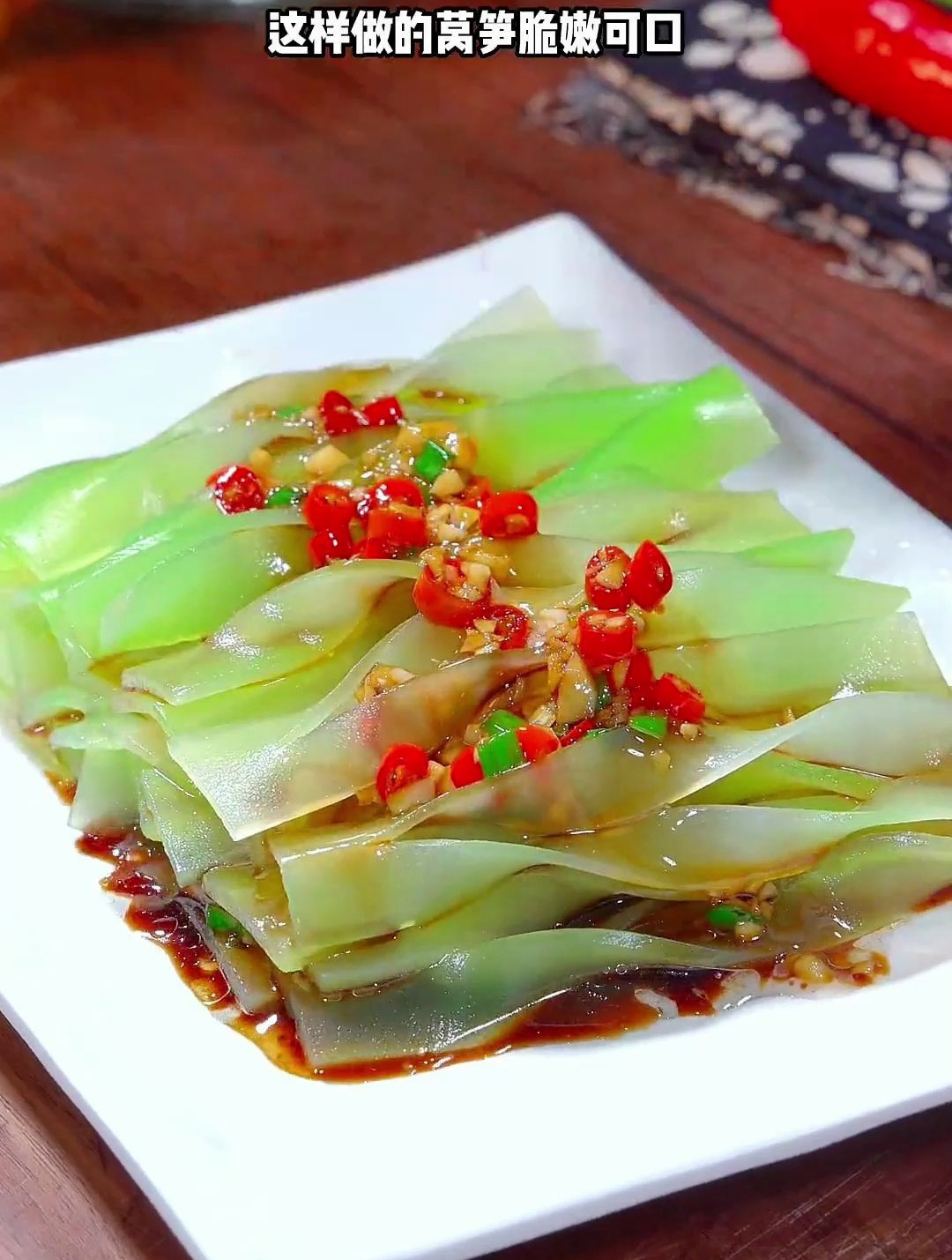 年夜饭必吃的一道菜平安翡翠,寓意健康长寿,笑口常开清爽解腻