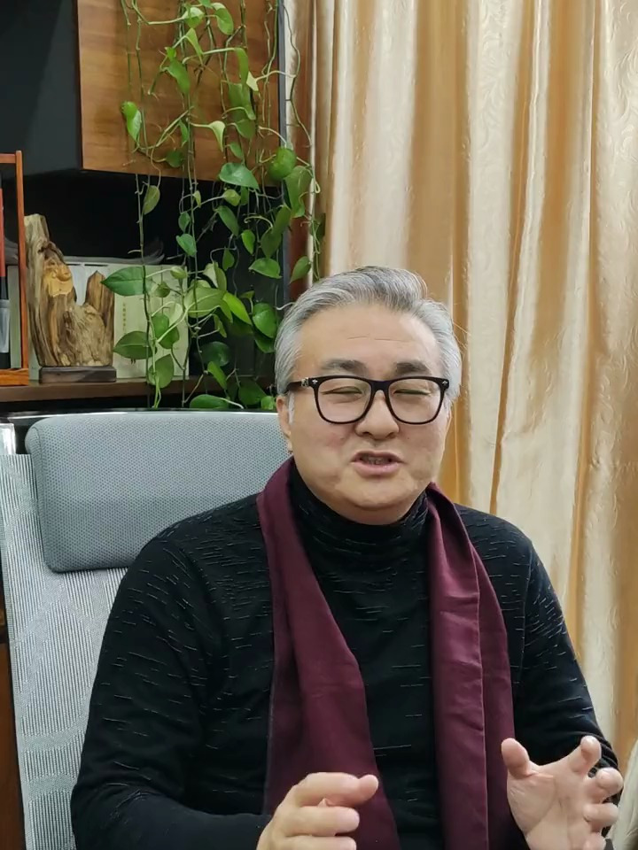腊月二十七宰公鸡