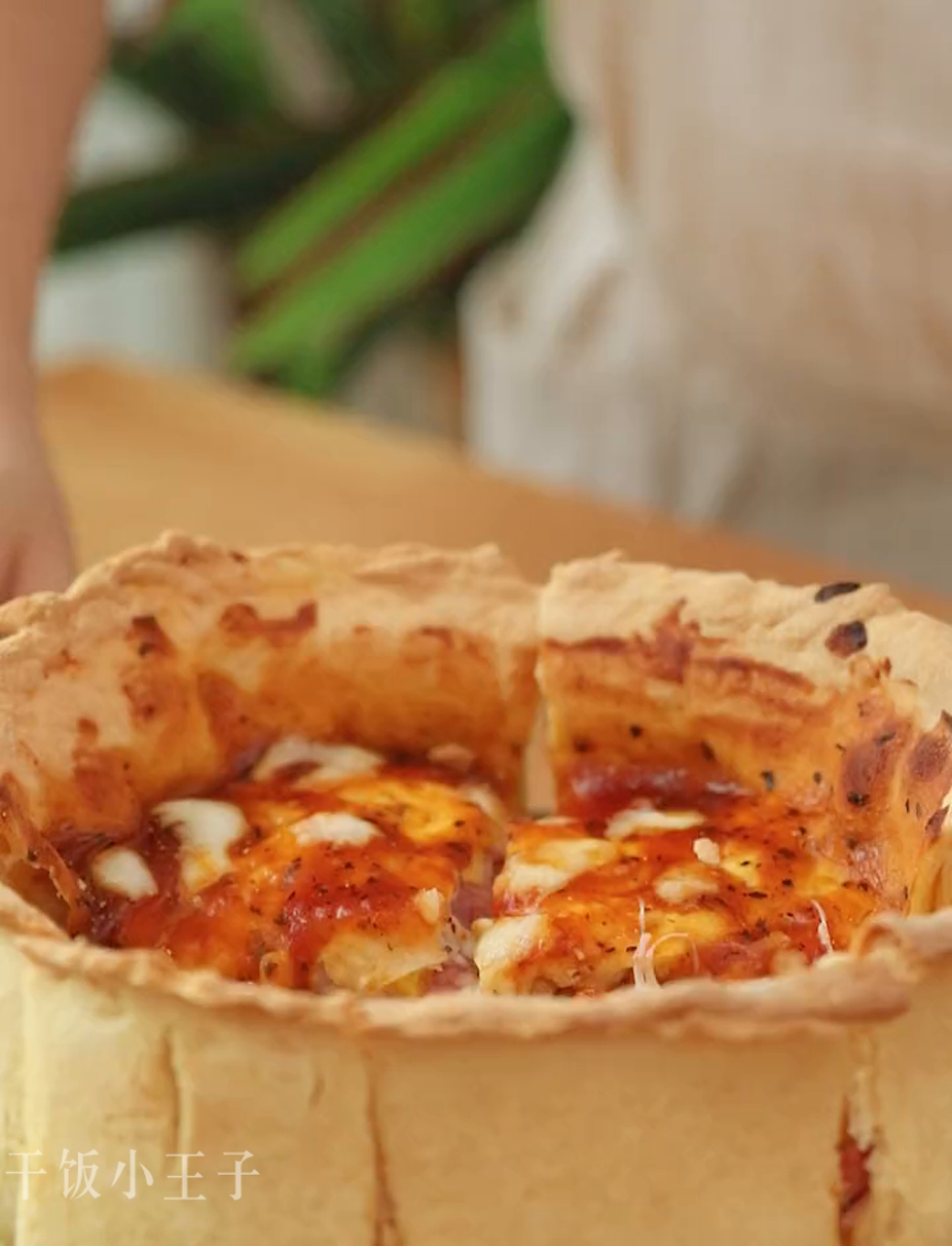 宅家也能做满口拉丝的深盘披萨,芝士控快看过来!