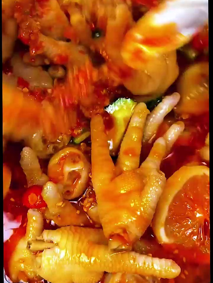 跟罗妈轻松学网红酸辣泡凤爪,让你轻松摆摊开店当老板