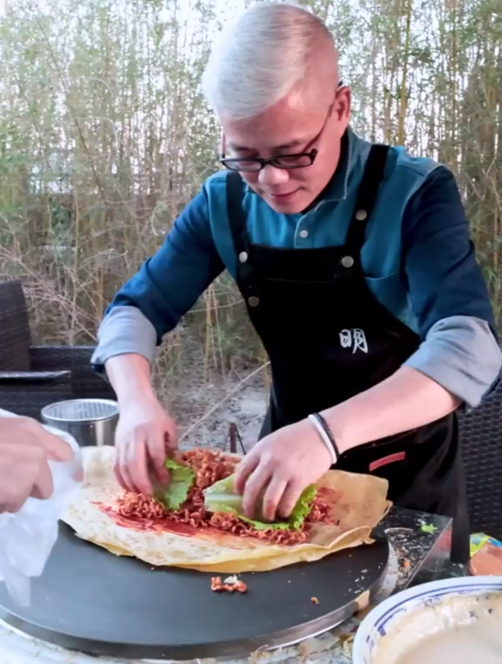 做完这些花式的煎饼果子,可能就让你们发现我的真实身份了