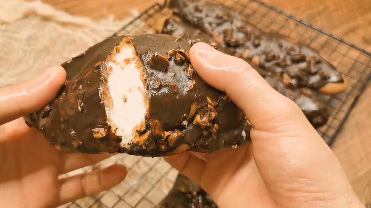 泡芙届的大长腿!法棍梦龙奶油可可泡芙