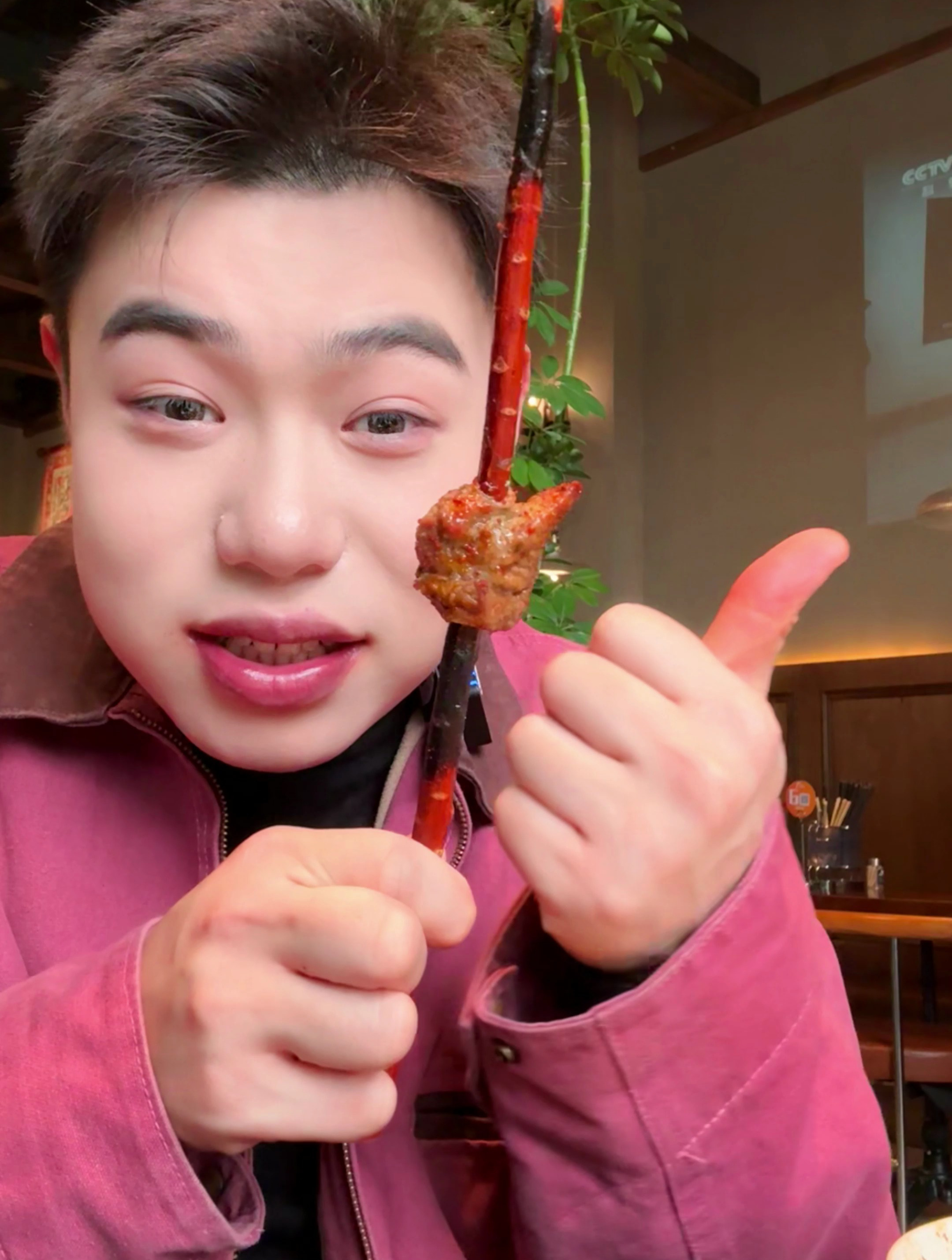 这新疆大盘鸡真的好有新疆的感觉!