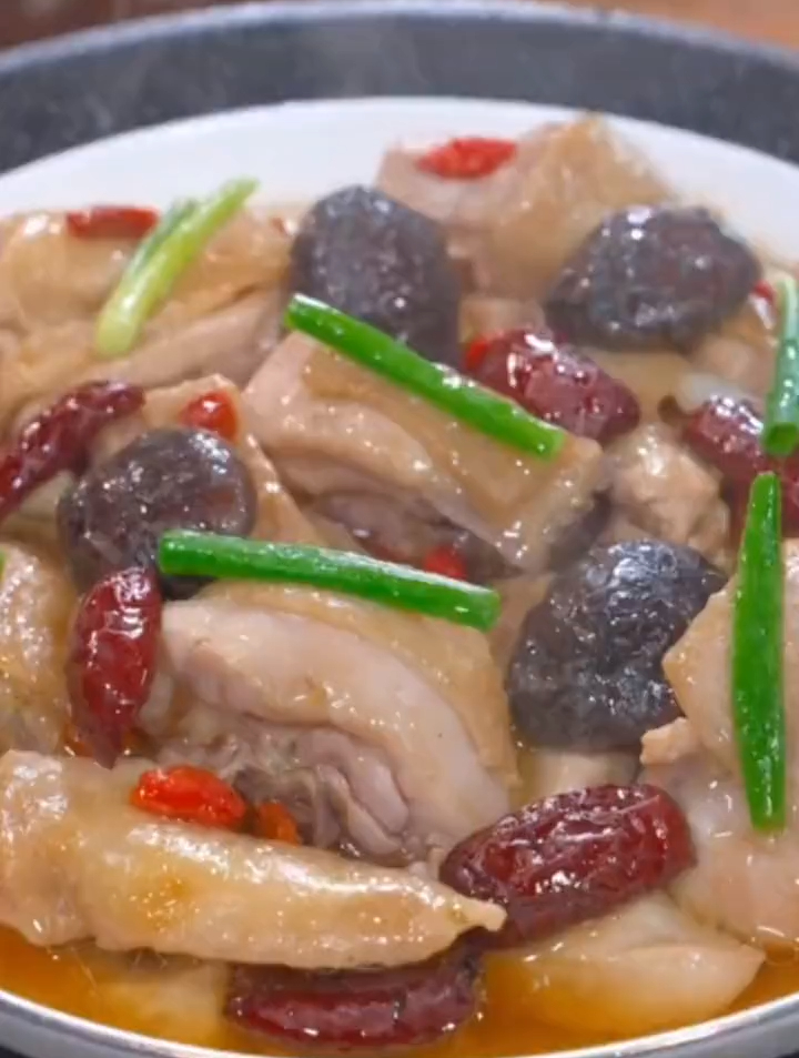广东经典家常菜蒸鸡,建议收藏学习