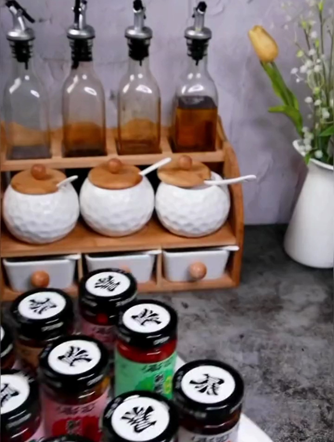 吉香居的暴下饭简直是诚意满满啊,还能看见大颗牛肉粒