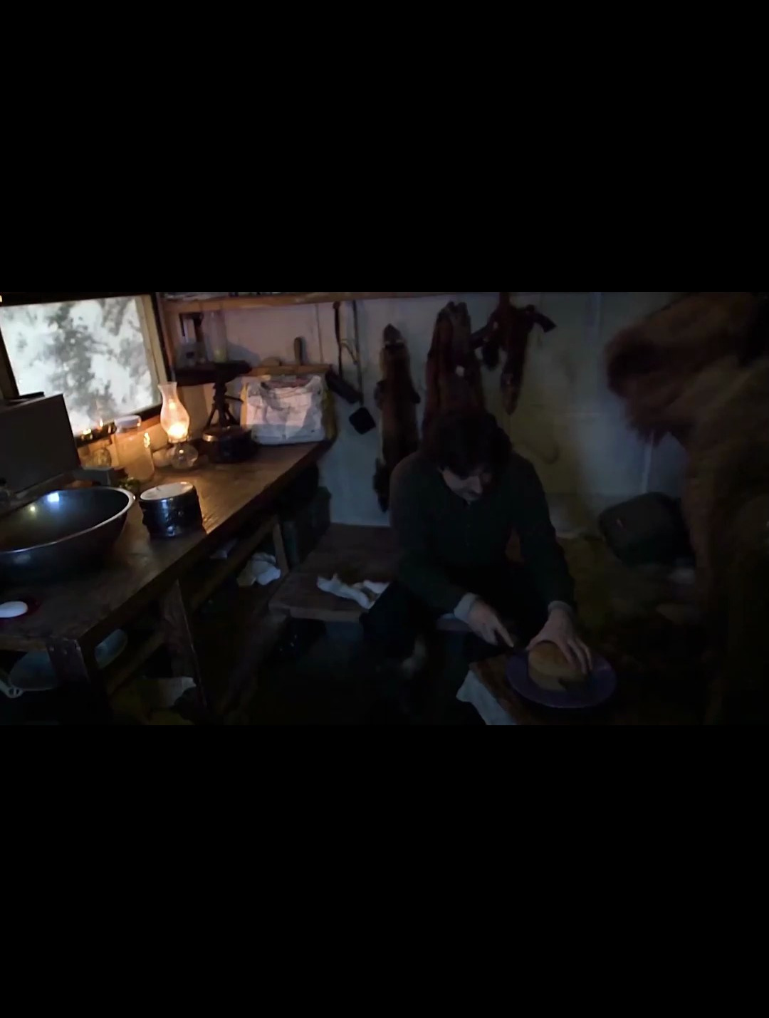 格伦的日常生活 找木材 劈柴 做做面包