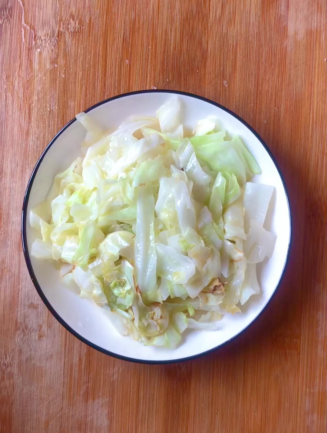 家常营养菜谱大全,分享一道素炒包菜