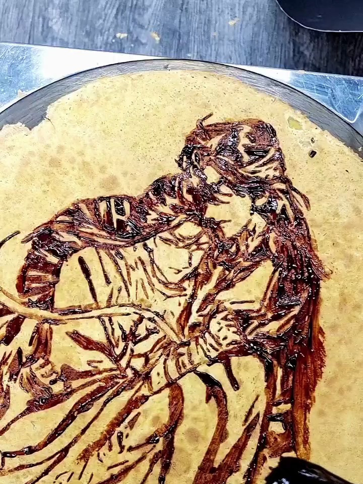 煎饼果子上看见花城和谢怜了～