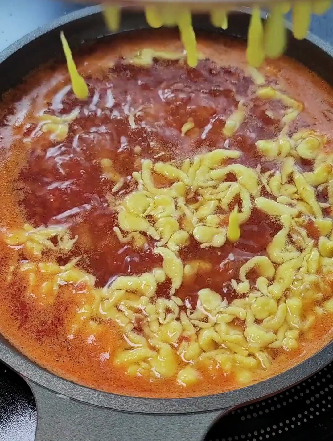 鸡蛋疙瘩汤,天冷了喝着太舒服了,从里暖到外,全家老小都爱喝