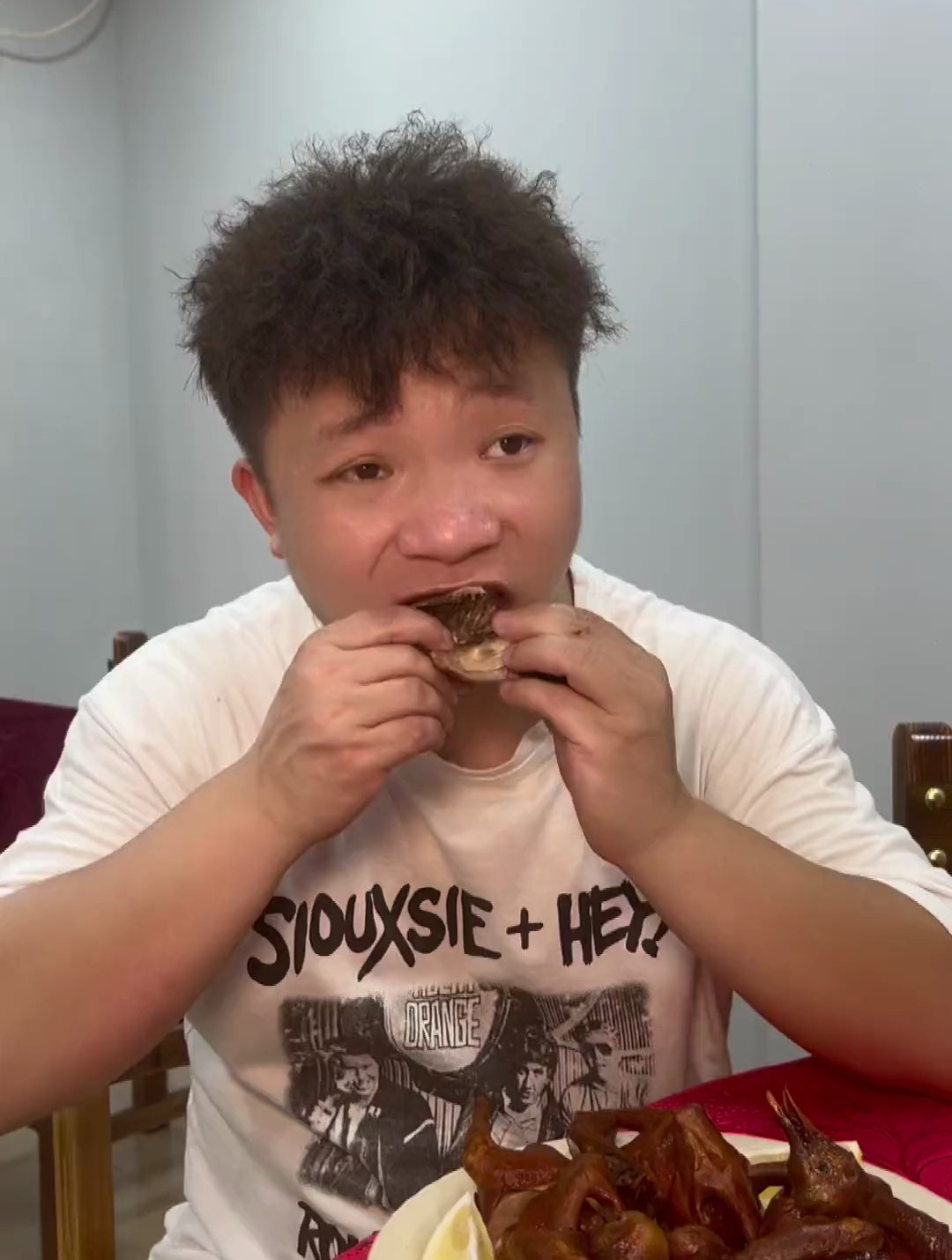 冬天来了 你不想吃乳鸽的吗?