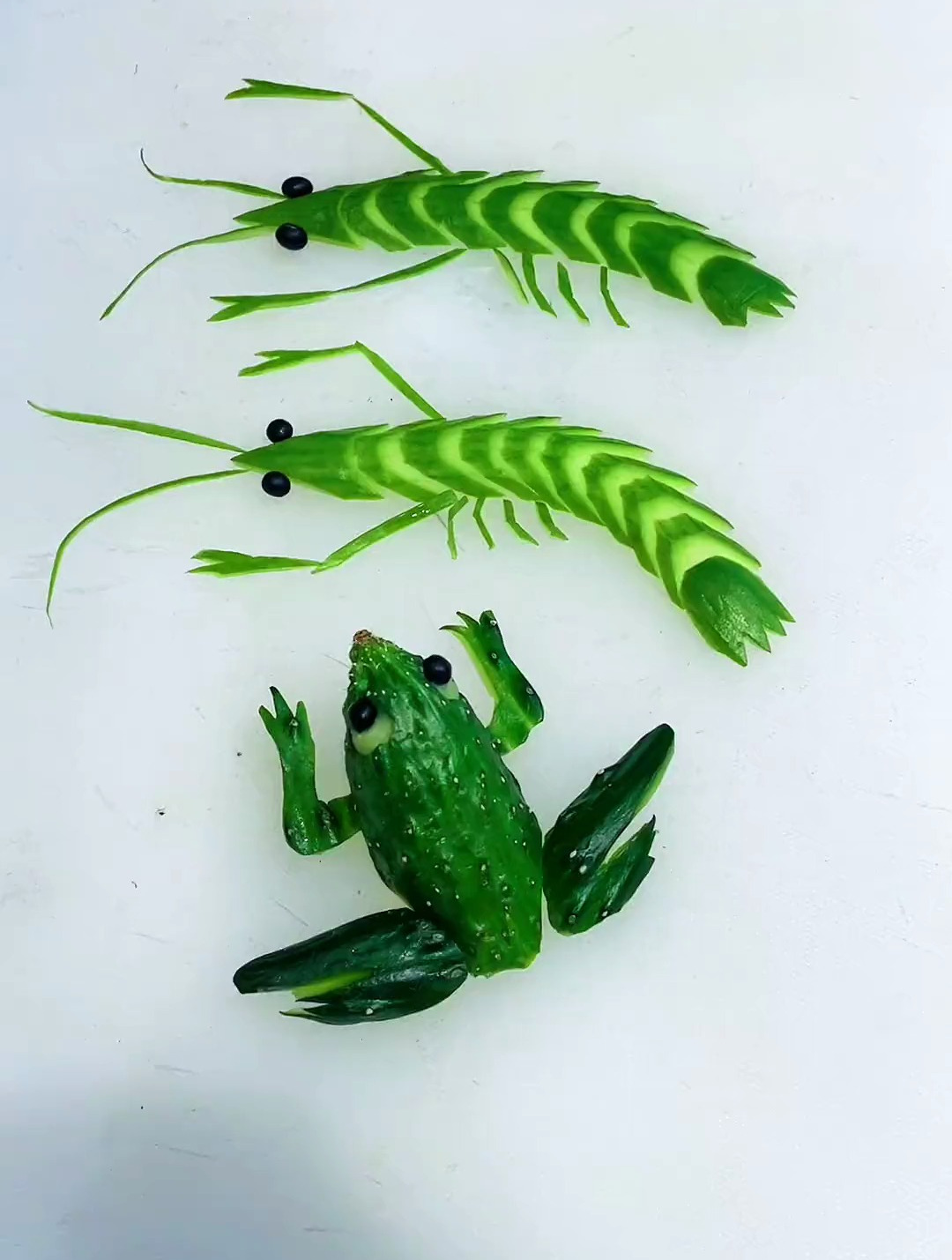 小黄瓜切个虾 摆盘技巧