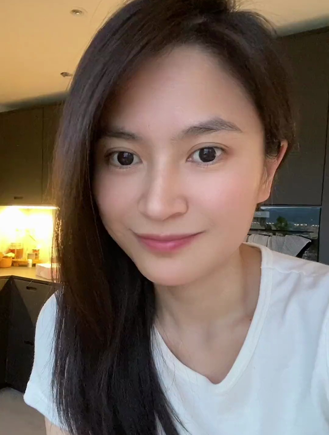 中国媳妇远嫁北欧,当妈妈以后我们也要记得好好爱自己哦!