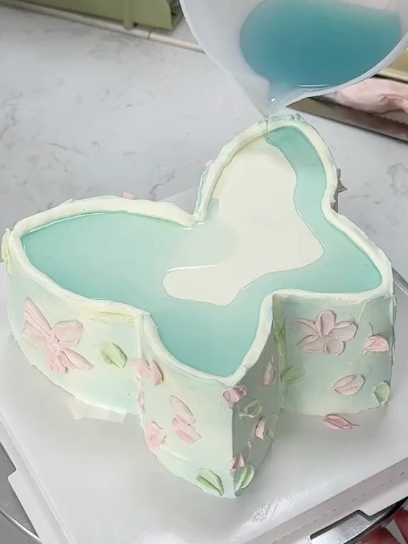 蝴蝶蛋糕制作 抖音网红蛋糕